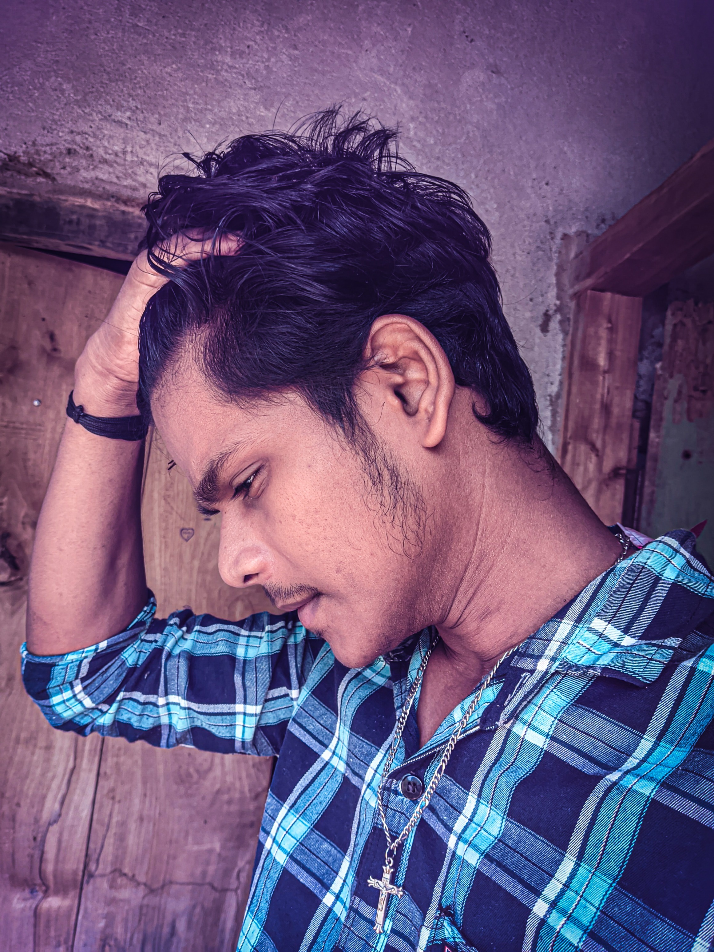 Selfie Poses Of Mangu Kumar Sahoo • Normal HD 5.jpg